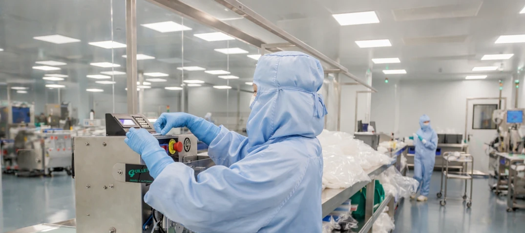 Cleanroom Fluid Transfer Systems for Critical Processes