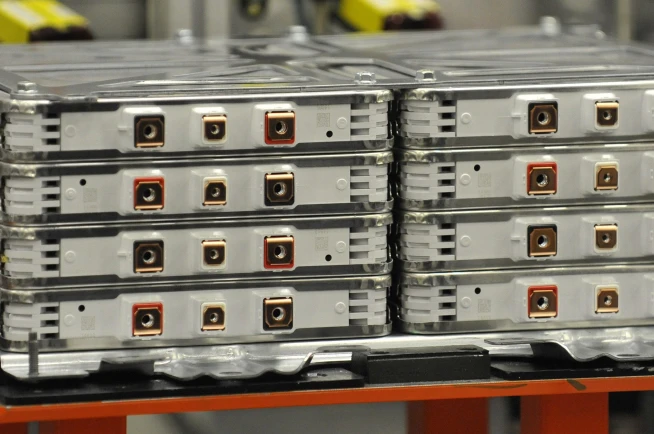 Safety and Efficiency of Electric Vehicle Batteries: The Role of Critical Connectors