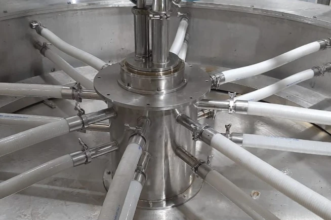 Case Study: Vena® Sil 650V Improves Fluid Transfer in Alcohol Filling Machines